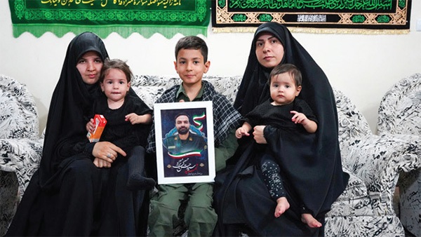 همسران و مادران شهدای جنگ ۱۲ روزه از دلتنگیهای فراق میگویند | دلتنگیهای ناتمام همسران و مادران شهدای جنگ ۱۲ روزه از دلتنگیهای فراق میگویند | دلتنگیهای ناتمام