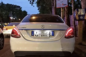 ورود خودرو‌های سواری عراقی گذرموقت از مرز چذابه آغاز شد