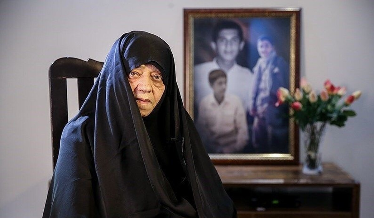 آشنایی با «پروین ژف» هم زمان با روز تکریم همسران و مادران شهدا​| آتش دل مادر شهید خاموش شدنی نیست