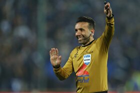 همه چیز درباره داوری دربی ۱۰۶ | آمار مساوی وحید کاظمی برای سرخابی‌ها