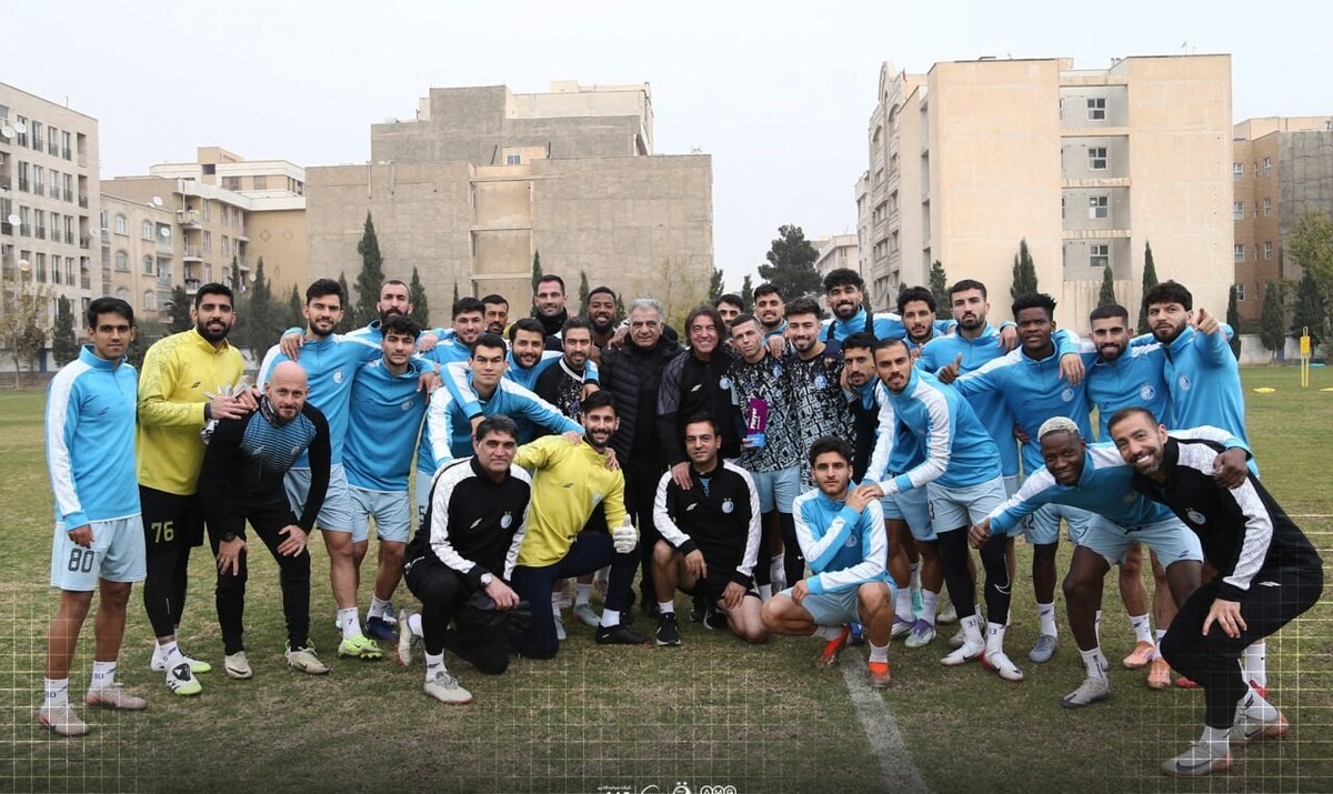 بیژن طاهری: رامین رضاییان یک بازیکن کاملا حرفه‌ای است