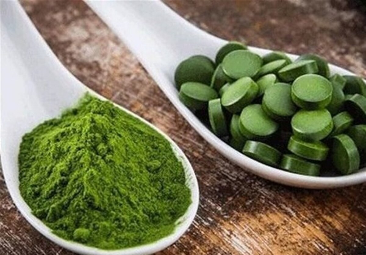 مدیرکل دفتر بهبود تغذیه جامعه با اشاره به تبلیغ اخیر دمنوش‌ها و جلبک اسپیرولینا در رسانه ملی گفت: طی هفته‌های گذشته، آگهی‌هایی در صداوسیما پخش شده که در آن ادعا‌های غیرعلمی و معجزه‌آسا درباره این محصولات مطرح شده است.