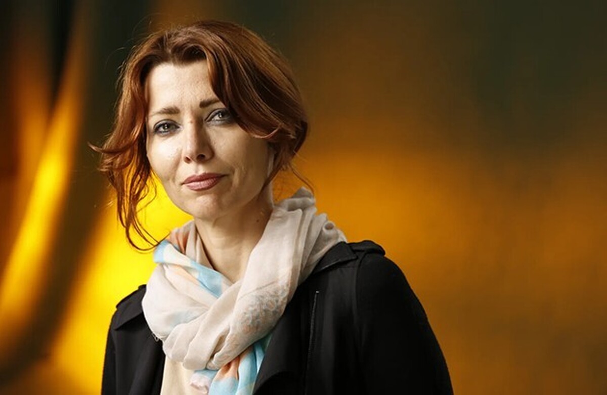 «الیف شافاک» به عنوان رئیس «انجمن سلطنتی ادبیات انگلستان» (RSL) انتخاب شد.