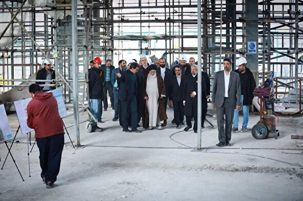 بازدید آیت الله علم الهدی از پروژه های عمرانی رواق امیرالمومنین و امام حسین (علیهماالسلام)