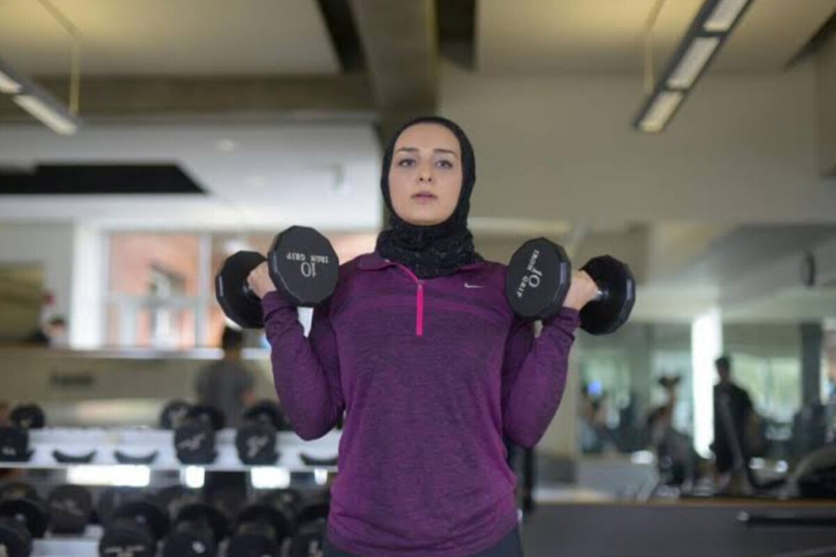 باشگاه در خانه | ۳ تمرین ساده برای شروع ورزشی بدون هزینه و بدون بهانه