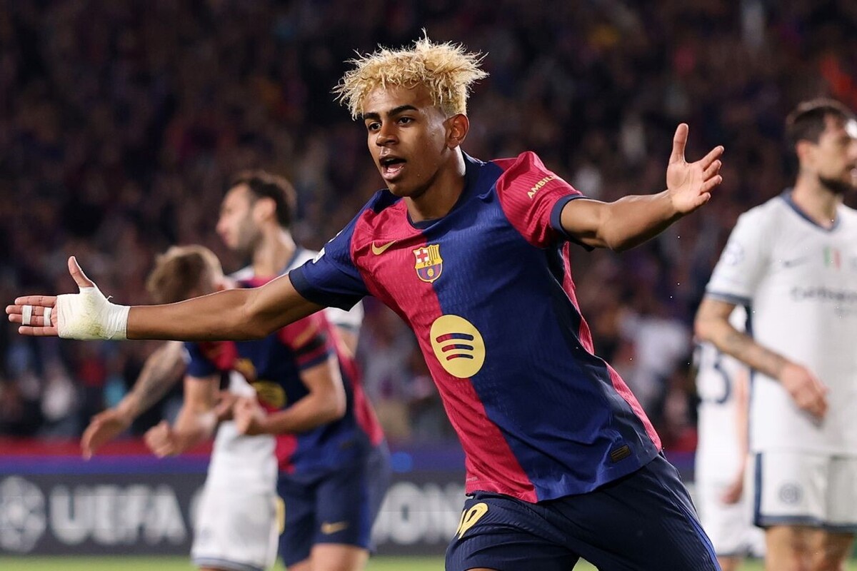 یامال در لیگ قهرمانان محروم شد