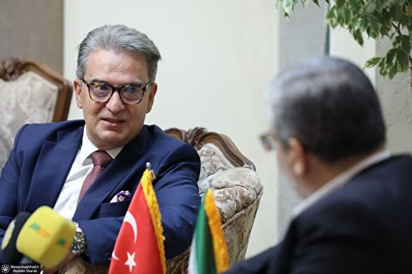 سرکنسول جدید جمهوری ترکیه در مشهد: پیشنهاد خواهرخواندگی شهر مشهد با استانبول را پیگیری میکنم