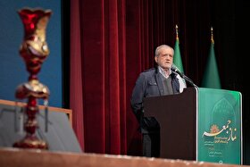 رئیس جمهور: مقابله با راهبردهای دشمن نیازمند وحدت، تعامل با همسایگان و تکیه برمردم است