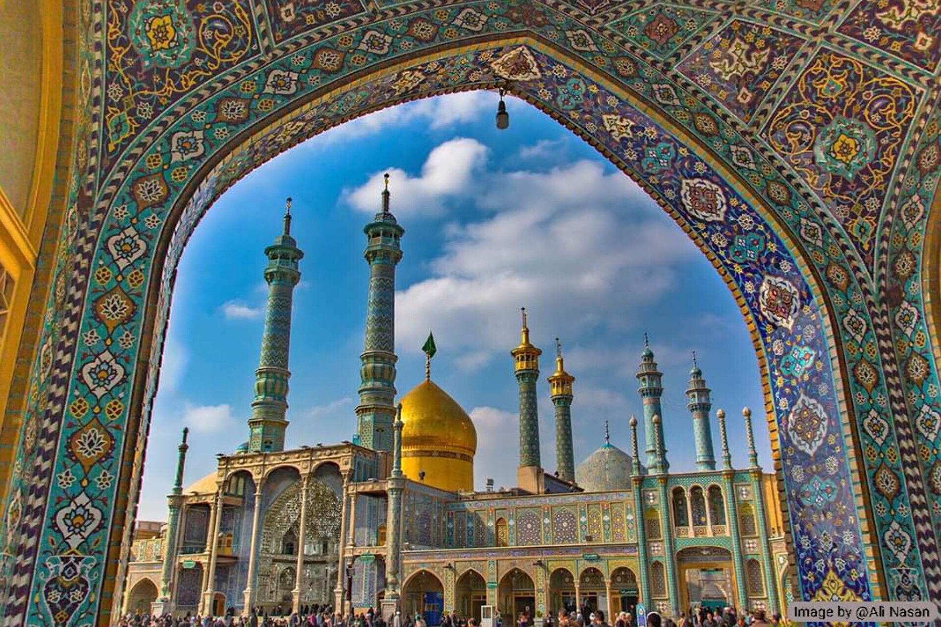 دوستی اهل‌بیت (ع)، نسخه‌ای برای آرامش خانواده و جامعه امروز