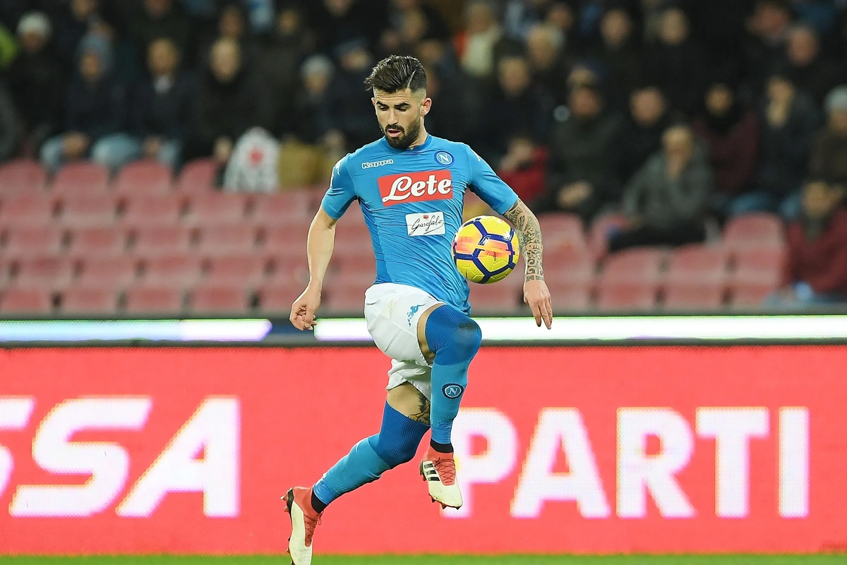 السید هیساج مدافع مدنظر پرسپولیس کیست + رزومه و تیم‌های سابق