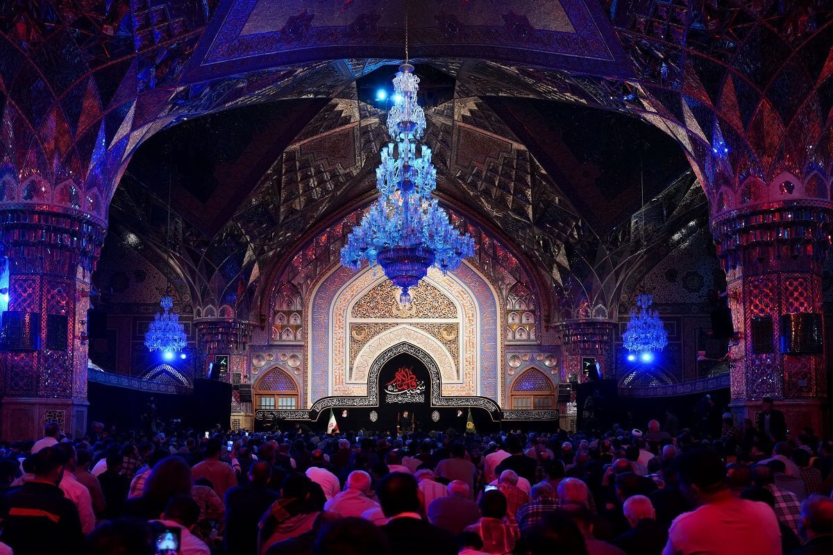 حُزن حرم | روایت حال و هوای حرم مطهر رضوی در شب شهادت حضرت زهرا (س) + فیلم