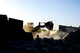 ویدئو| اَبَر ویلای شخص ذی‌نفوذ در حاشیه‌ رود کرج تخریب شد