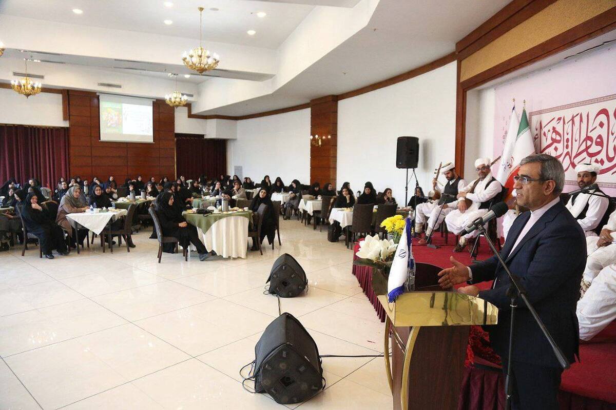 استاندار خراسان رضوی: بانوان، شایسته مدیریت‌های کلان استان هستند