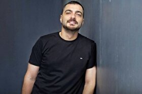 سجاد بابایی در پشت صحنه سریال «شغال» + عکس