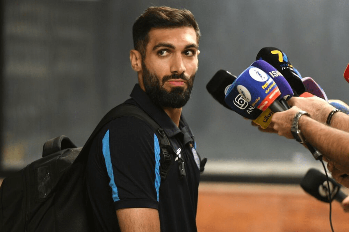 مدافع پرحاشیه استقلال برای برگشت به تمرینات تیمش تعهد داد.