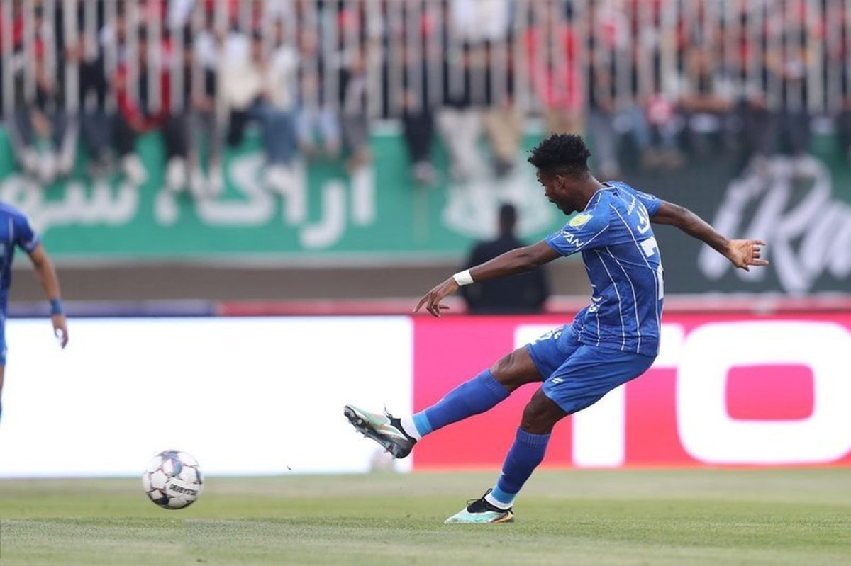 دیدیه اندونگ در صفحه شخصی خود، پوستر رسانه باشگاه را استوری کرد.