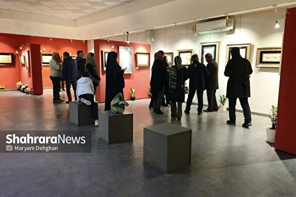 هنری که با عشق ماندگار شده است | نمایش ۷۷اثر از هنرمندان مشهدی در ششمین نمایشگاه خوشنویسی «محفل عشق»