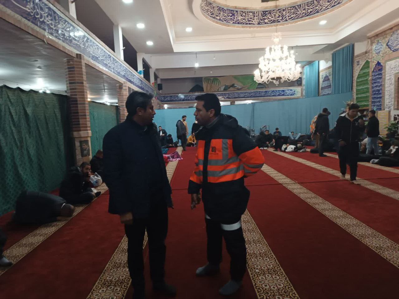 توقف ۱۰ اتوبوس و اسکان ۳۰۰ مسافر در ملکآباد بر اثر بارش سنگین برف توقف ۱۰ اتوبوس و اسکان ۳۰۰ مسافر در ملکآباد بر اثر بارش سنگین برف