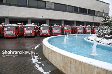 گزارش تصویری | آیین تحویل ۳۷ دستگاه ماشین‌آلات آتش‌نشانی و خدمات شهری به شهرداری‌های خراسان رضوی
