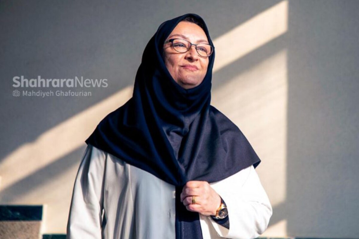 درباره دکتر زرین اسحاقی، شیمی‌دان ایرانی و استاد دانشگاه | بی‌هیاهو تا قله علم