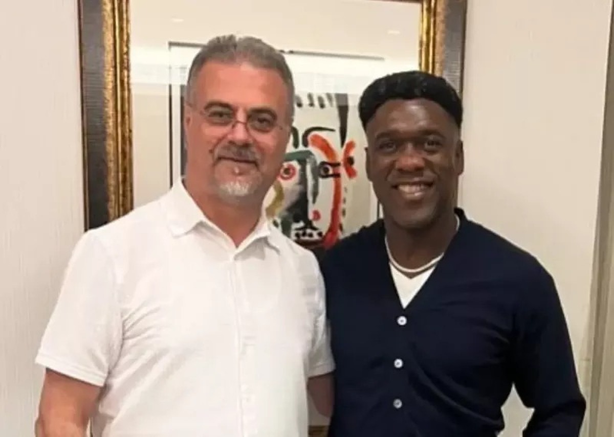 سیدورف مهمان ویژه فیفا در قرعه کشی جام جهانی