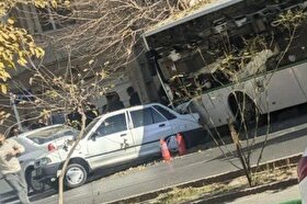 عارضه قلبی راننده علت سانحه اتوبوس در بلوار رضوی مشهد + جزئیات (۳ آذر ۱۴۰۴)