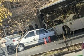 عارضه قلبی راننده علت سانحه اتوبوس در بلوار رضوی مشهد + فیلم و جزئیات (۳ آذر ۱۴۰۴)