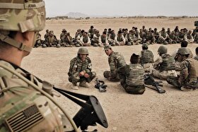 هم‌زمان با پرواز گسترده جنگنده‌ها، کاروان نظامی آمریکا وارد شرق دیرالزور شد