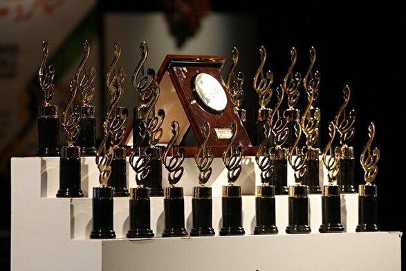 درخشش رضا عطاران، بازیگر مشهدی، در جشن حافظ ۱۴۰۴