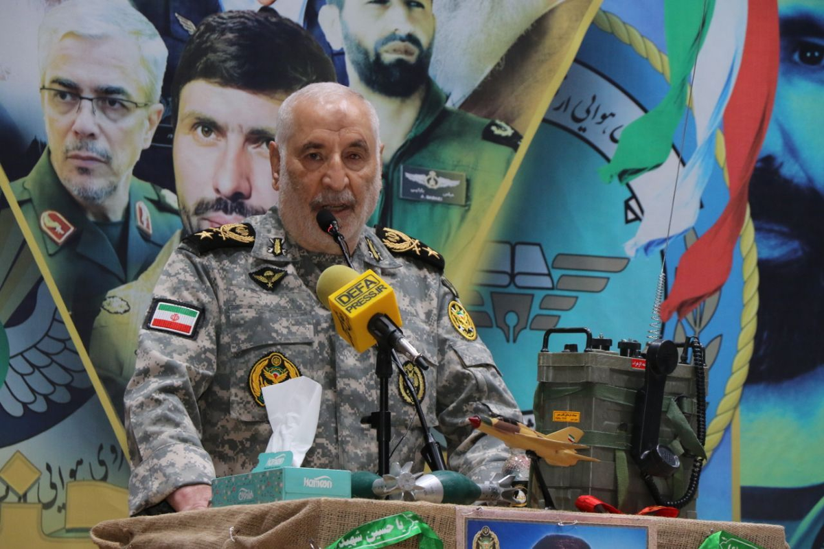 فرمانده نیروی هوایی ارتش: باید محتوای آموزه‌های دفاع مقدس را منطبق با نیاز‌های نسل جدید، به روزرسانی کنیم