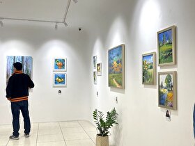 «تلاطم» فرصتی برای نمایش تضادها و زیبایی‌های جهان در نگاه نقاشان مشهدی