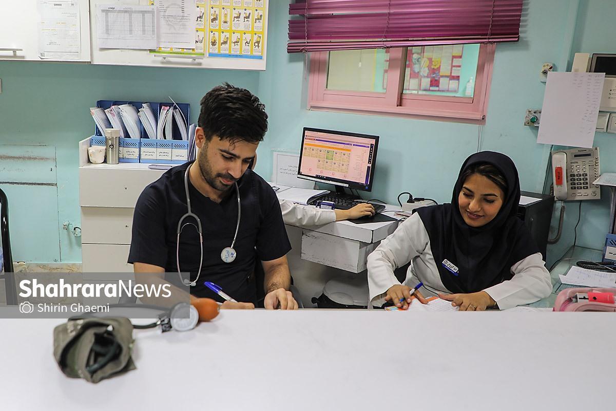 آخرین وضعیت بیمارستان‌های مشهد در پیک آنفلوآنزا | ازدحام جمعیت و وضعیت ثابت ابتلا (۵ آذر ۱۴۰۴)