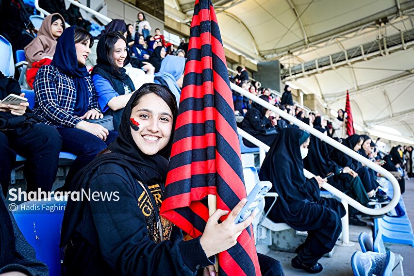 گزارش تصویری | تماشاگران بانو در ورزشگاه امام رضا علیه السلام