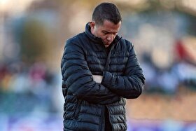 دستیار هاشمیان موقع بازی پرسپولیس کجا بود؟