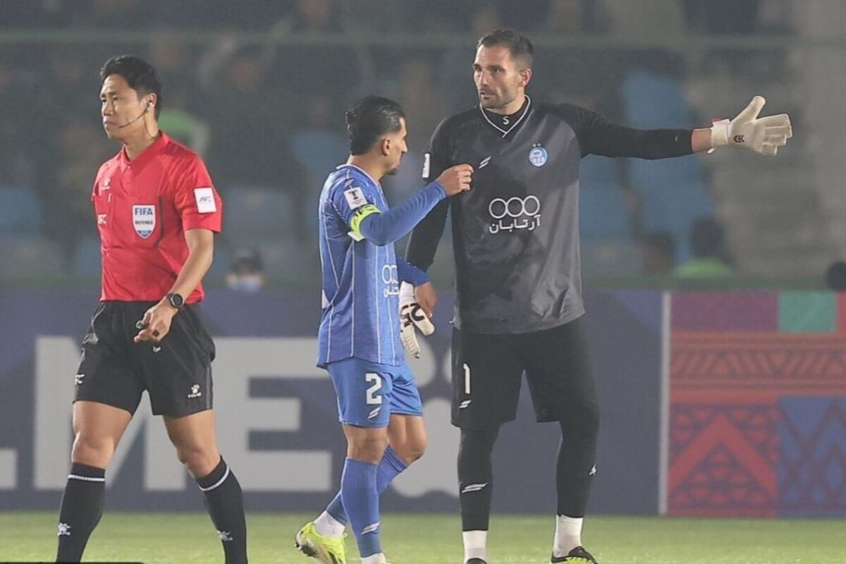 آدان دروازه‌بان استقلال در دربی