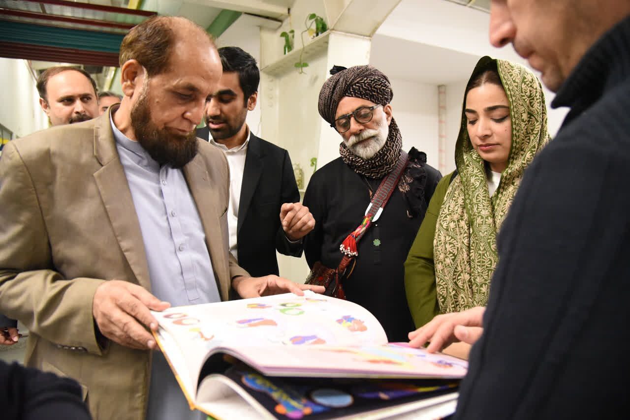 رونمایی از سردیس محمدعلی جناح با حضور فعالان رسانه و هنر پاکستانی