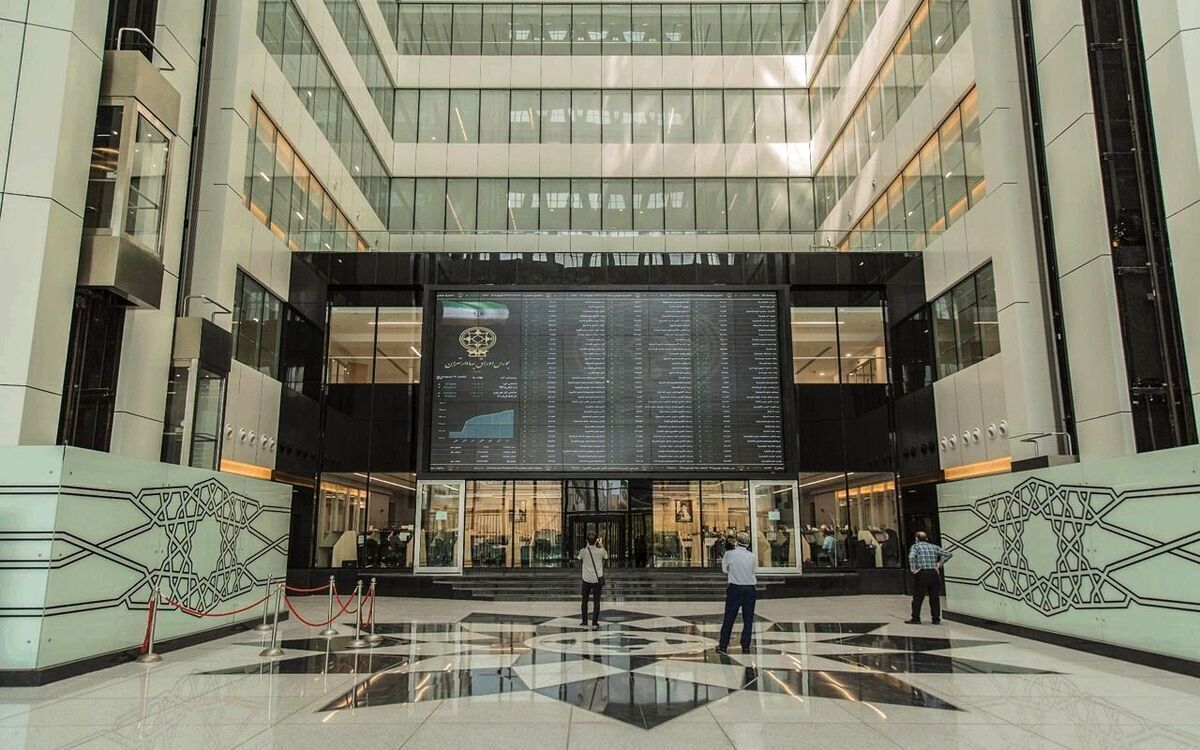 کدام صنایع بازار سرمایه از تغییر قیمت بنزین سود می‌برند؟