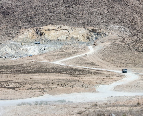 امضای ۲۵۰ فعال مدنی پای درخواست حفظ اژدرکوه | سر اژد‌ها را به‌خاطر یک مشت آهک نبُرید!