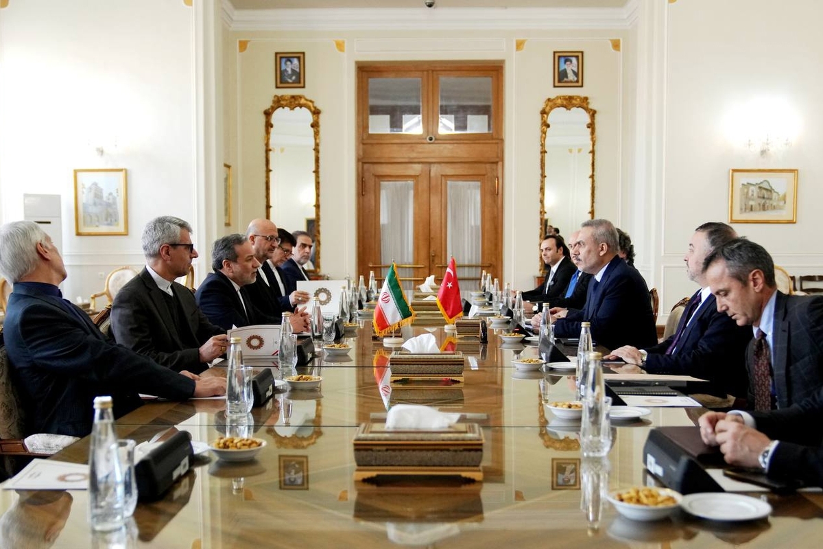 عراقچی: در آینده نزدیک سرکنسولگری ایران در وان افتتاح خواهد شد