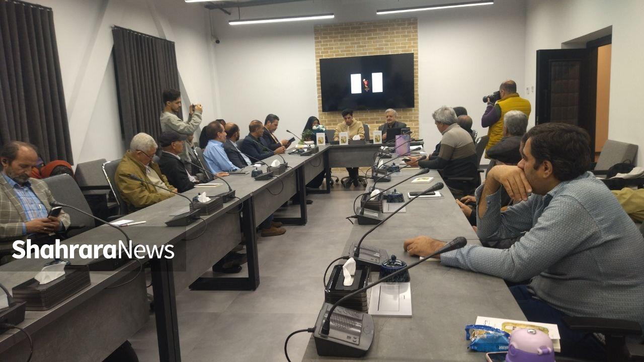 «پیوست به صبح» زیر ذره‌بین منتقدان ادبی | از ظرفیت رباعی تا چالش‌های ساختاری