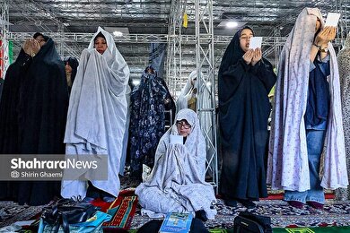 گزارش تصویری | اقامه نماز عید فطر در آرامستان بهشت رضا (ع) مشهد