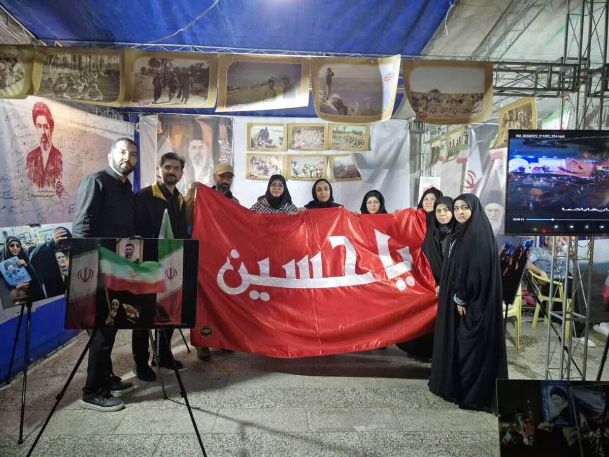 قصه پرچم گردانی در چهارراه همبستگی مشهد را بانوان رسانه ای روایت می کنند|سیمرغ بلورین برای سربازان