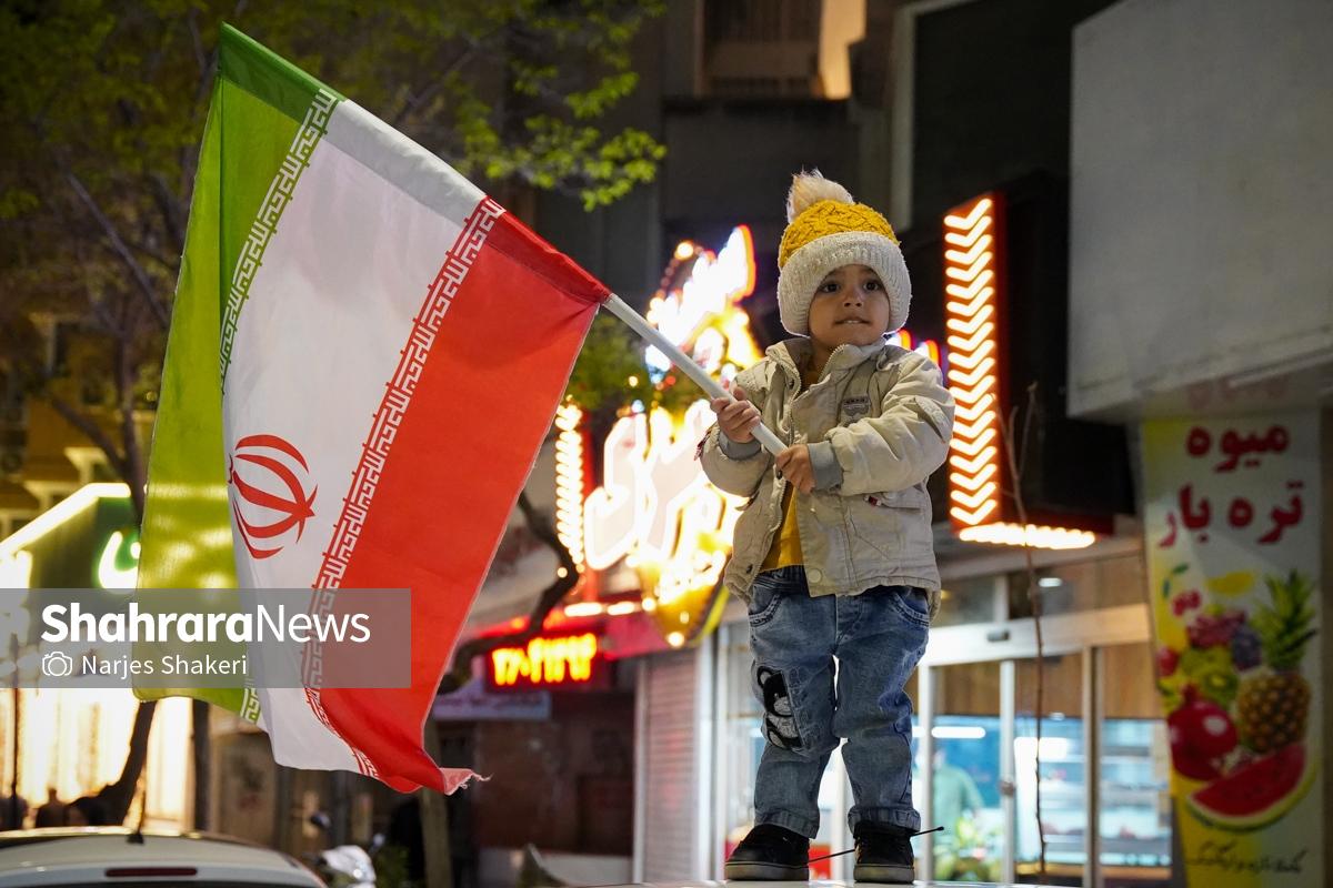 گزارش تصویری | سی‌وچهارمین خروش شبانه مشهدی‌ها در حمایت از نیروهای مسلح