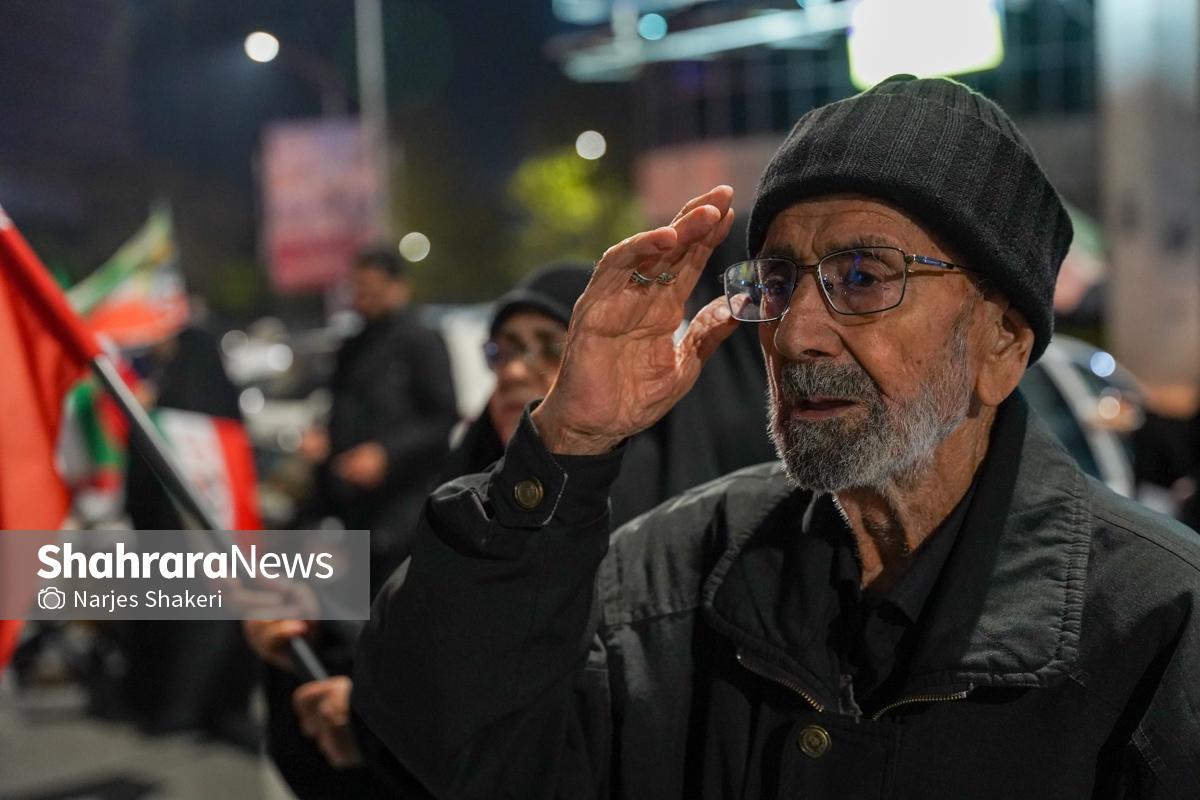 گزارش تصویری | سی‌وچهارمین خروش شبانه مشهدی‌ها در حمایت از نیروهای مسلح