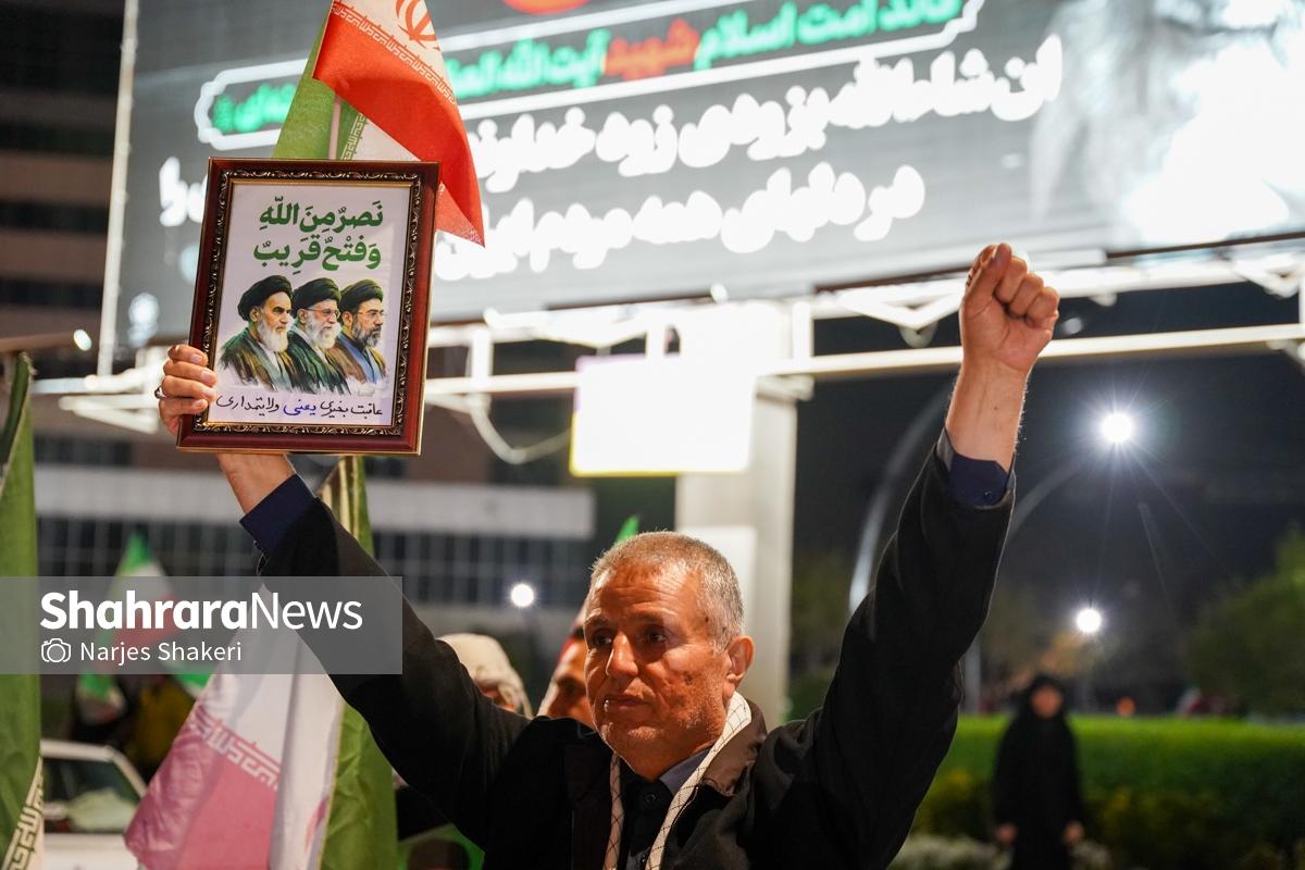 گزارش تصویری | سی‌وچهارمین خروش شبانه مشهدی‌ها در حمایت از نیروهای مسلح