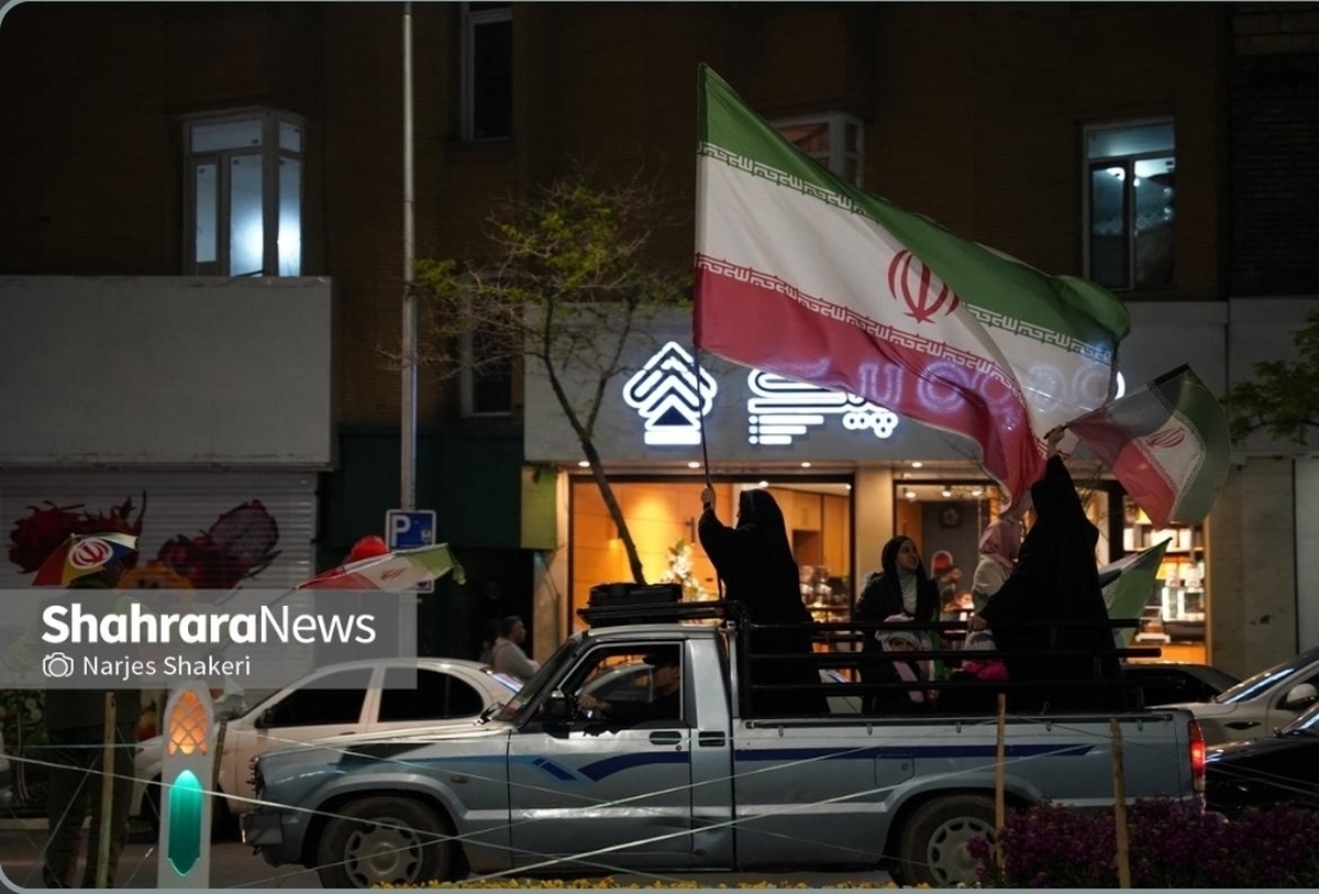 ویدئو | باران که هیچ، از آسمان سنگ هم ببارد ما به خیابان می&zwnj;آییم