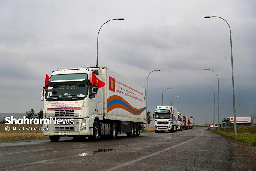 گزارش تصویری | ورود نخستین کاروان کمک‌های بشردوستانه قرقیزستان به ایران از مرز سرخس