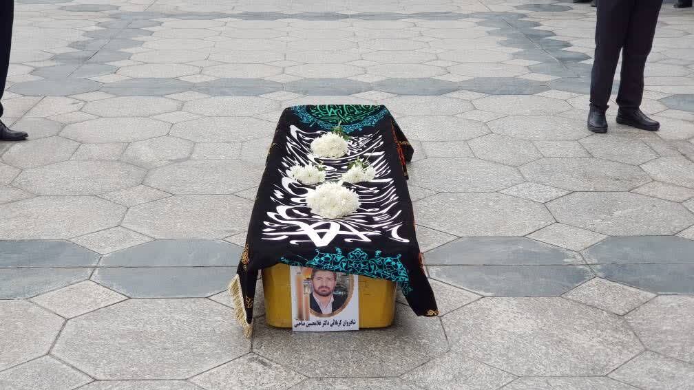 عضو سابق شورای شهر مشهد در حرم رضوی تشییع شد + عکس عضو سابق شورای شهر مشهد در حرم رضوی تشییع شد + عکس