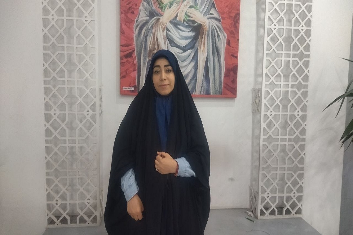 شعر در روزهای بحران و جنگ، روایت زنده تاریخ است