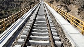 تخریب پل و خط ریلی قلعه نو (شهر ری تهران) بر اثر حمله هوایی دشمن (۱۸ فروردین ۱۴۰۵)